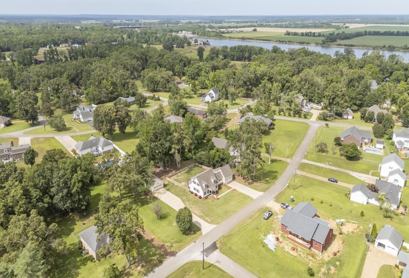 485 POPLAR ST, Savannah, Tennessee 38372, 3 Bedrooms Bedrooms, 10 Rooms Rooms,2.1 BathroomsBathrooms,Residential,For Sale,POPLAR,10223377