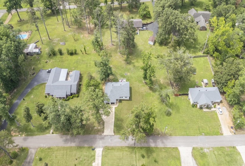500 BOUNCE DR, Savannah, Tennessee 38372, 3 Bedrooms Bedrooms, 7 Rooms Rooms,2 BathroomsBathrooms,Residential,For Sale,BOUNCE,10223379