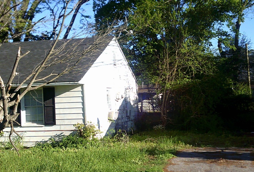 4051 CHELSEA AVE, Memphis, Tennessee 38108, 2 Bedroom Bedrooms, 4 Room Rooms,1 BathroomBathrooms,Residential,For Sale,CHELSEA,0,10223381