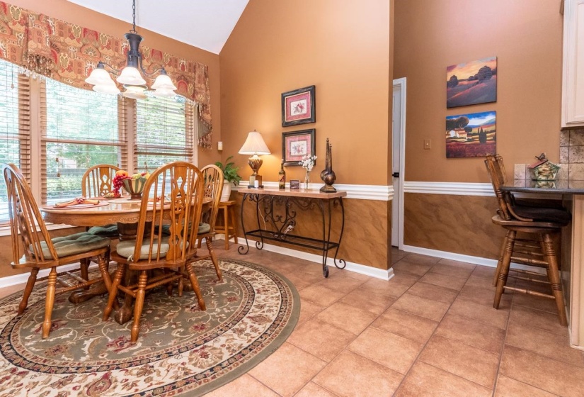 8934 FOREST BREEZE DR, Cordova, Tennessee 38018, 3 Bedrooms Bedrooms, 7 Rooms Rooms,2 BathroomsBathrooms,Residential,For Sale,FOREST BREEZE,10223383
