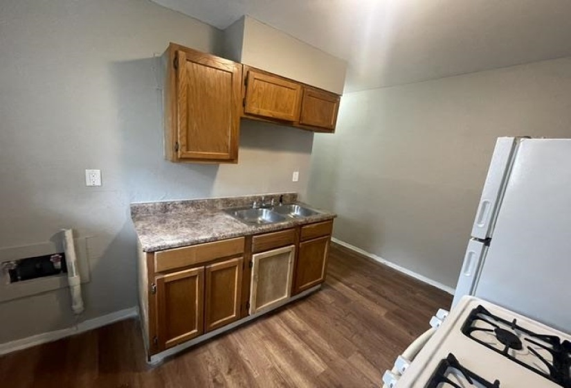 2861 NATHAN AVE, Memphis, Tennessee 38112-3411, 2 Bedrooms Bedrooms, 6 Rooms Rooms,1 BathroomBathrooms,Rental Properties,For Sale,NATHAN,10223394