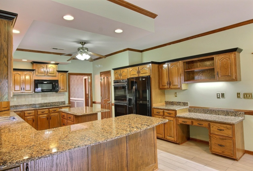 3328 SHADY FOREST CV, Collierville, Tennessee 38017, 4 Bedrooms Bedrooms, 10 Rooms Rooms,4 BathroomsBathrooms,Residential,For Sale,SHADY FOREST,10223386
