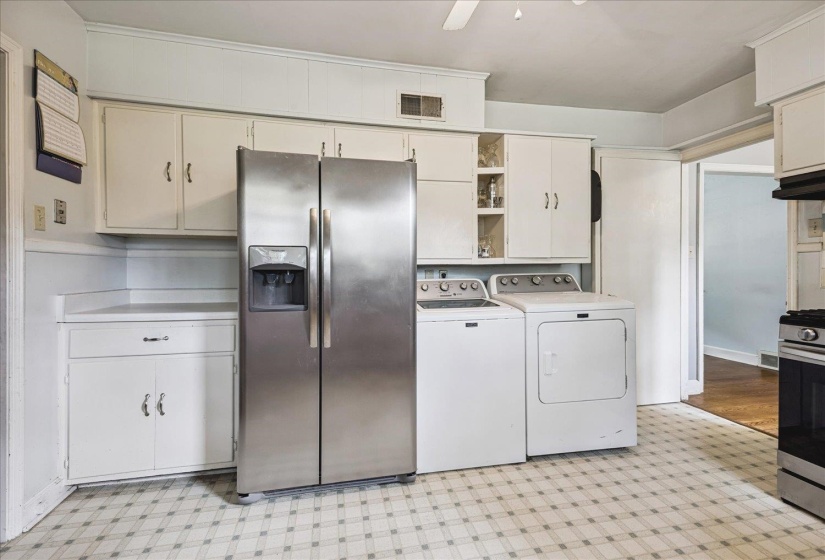 5021 SEQUOIA AVE, Memphis, Tennessee 38117, 3 Bedrooms Bedrooms, 6 Rooms Rooms,2 BathroomsBathrooms,Residential,For Sale,SEQUOIA,10223387