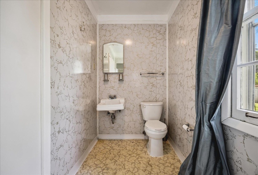 5021 SEQUOIA AVE, Memphis, Tennessee 38117, 3 Bedrooms Bedrooms, 6 Rooms Rooms,2 BathroomsBathrooms,Residential,For Sale,SEQUOIA,10223387