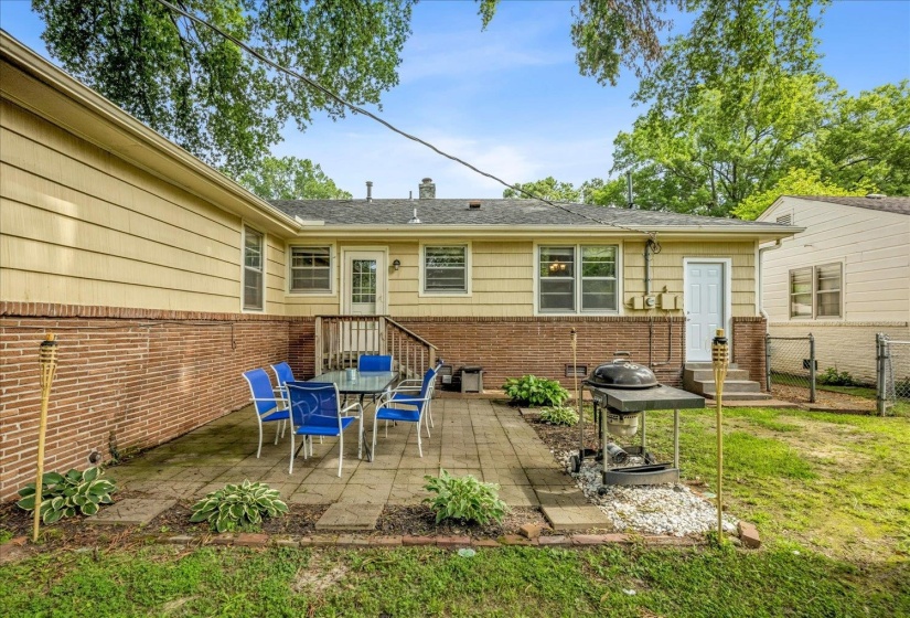 5021 SEQUOIA AVE, Memphis, Tennessee 38117, 3 Bedrooms Bedrooms, 6 Rooms Rooms,2 BathroomsBathrooms,Residential,For Sale,SEQUOIA,10223387