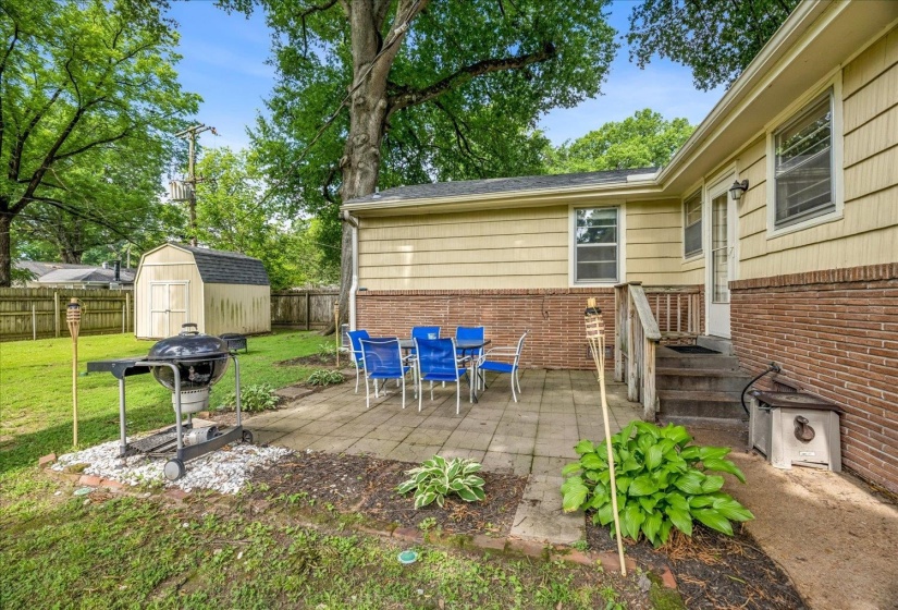 5021 SEQUOIA AVE, Memphis, Tennessee 38117, 3 Bedrooms Bedrooms, 6 Rooms Rooms,2 BathroomsBathrooms,Residential,For Sale,SEQUOIA,10223387