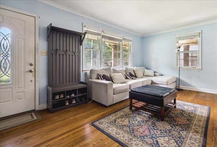 5021 SEQUOIA AVE, Memphis, Tennessee 38117, 3 Bedrooms Bedrooms, 6 Rooms Rooms,2 BathroomsBathrooms,Residential,For Sale,SEQUOIA,10223387