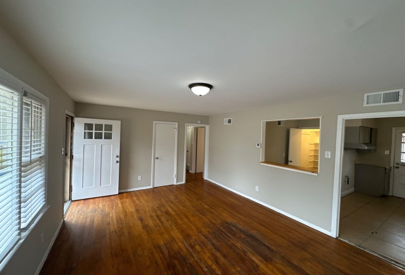 3553 JULIA ST, Memphis, Tennessee 38127, 3 Bedrooms Bedrooms, 5 Rooms Rooms,1 BathroomBathrooms,Residential,For Sale,JULIA,10223395