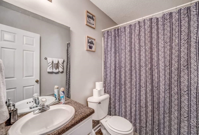 157 CEDAR AVE, Memphis, Tennessee 38107, 3 Bedrooms Bedrooms, 5 Rooms Rooms,2 BathroomsBathrooms,Residential,For Sale,CEDAR,10223396