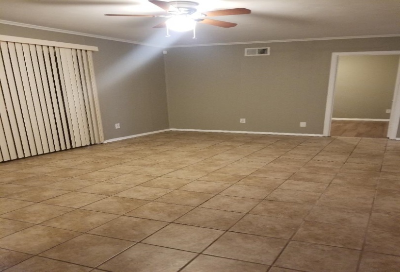 4127 CEDARWOOD CV, Memphis, Tennessee 38118, 3 Bedrooms Bedrooms, 6 Rooms Rooms,1.1 BathroomsBathrooms,Residential,For Sale,CEDARWOOD,10223398