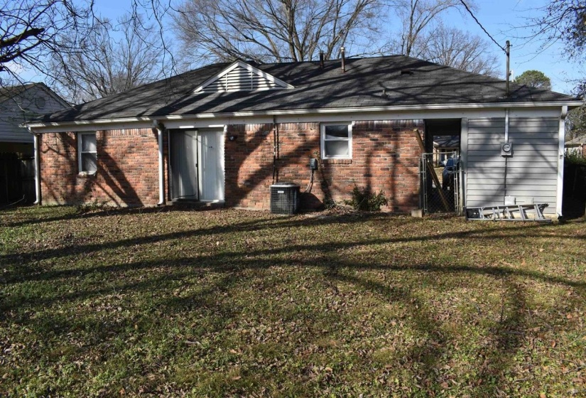 4127 CEDARWOOD CV, Memphis, Tennessee 38118, 3 Bedrooms Bedrooms, 6 Rooms Rooms,1.1 BathroomsBathrooms,Residential,For Sale,CEDARWOOD,10223398