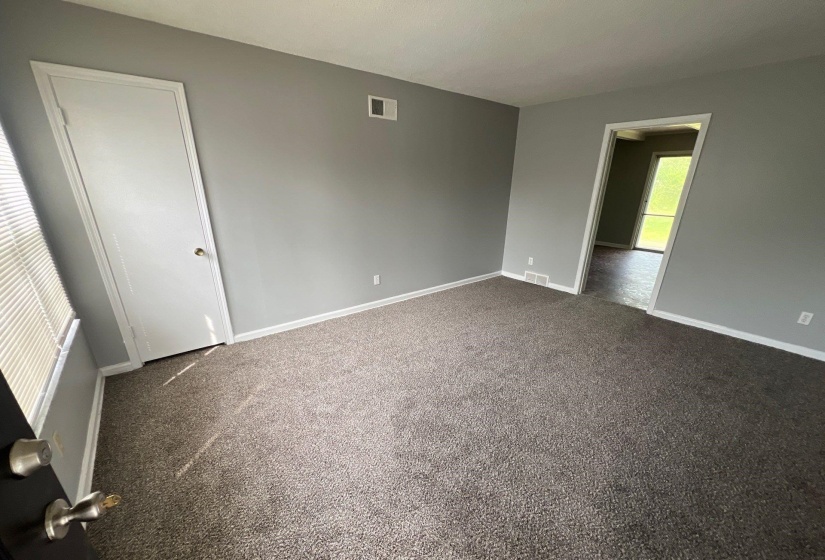 4936 WARRINGTON RD, Memphis, Tennessee 38118, 3 Bedrooms Bedrooms, 7 Rooms Rooms,2 BathroomsBathrooms,Residential,For Sale,WARRINGTON,10223401
