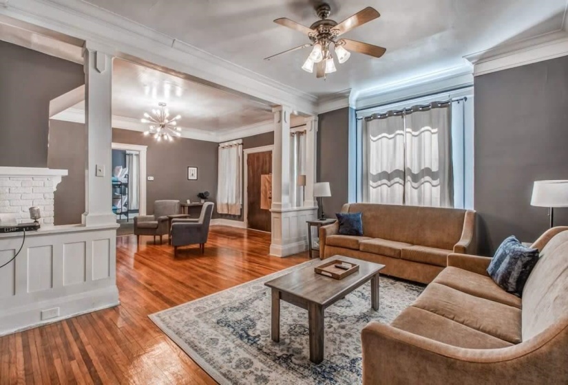 1712 GLENVIEW AVE, Memphis, Tennessee 38106, 5 Bedrooms Bedrooms, 9 Rooms Rooms,2 BathroomsBathrooms,Residential,For Sale,GLENVIEW,10223404