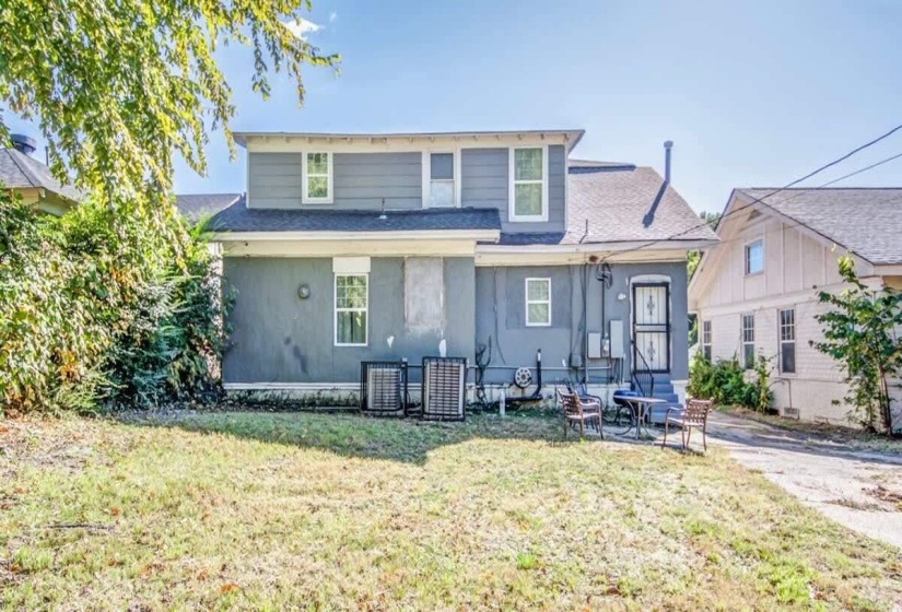 1712 GLENVIEW AVE, Memphis, Tennessee 38106, 5 Bedrooms Bedrooms, 9 Rooms Rooms,2 BathroomsBathrooms,Residential,For Sale,GLENVIEW,10223404