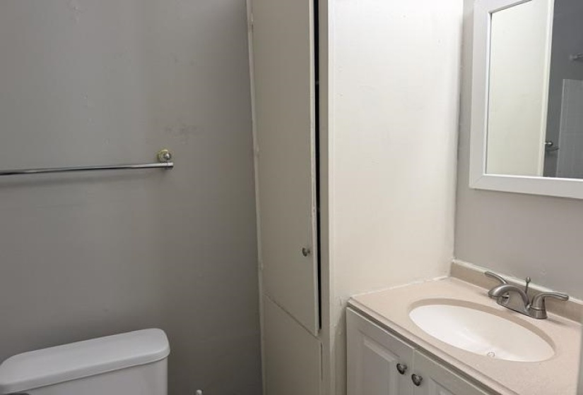 3829 FORD RD, Memphis, Tennessee 38109, 3 Bedrooms Bedrooms, 6 Rooms Rooms,1 BathroomBathrooms,Residential,For Sale,FORD,10223407