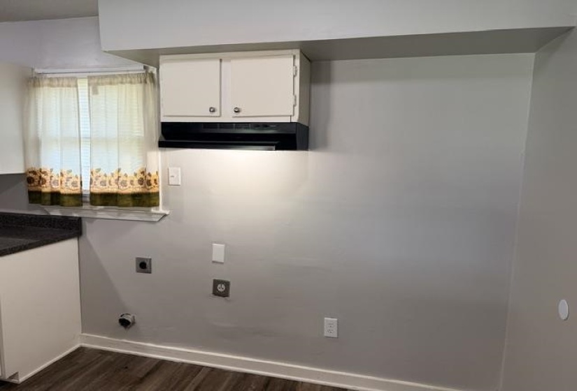 3829 FORD RD, Memphis, Tennessee 38109, 3 Bedrooms Bedrooms, 6 Rooms Rooms,1 BathroomBathrooms,Residential,For Sale,FORD,10223407
