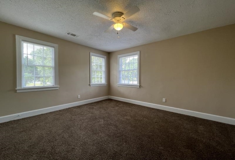 3100 SIGNAL ST, Memphis, Tennessee 38127, 2 Bedrooms Bedrooms, 5 Rooms Rooms,1.1 BathroomsBathrooms,Residential,For Sale,SIGNAL,10223408
