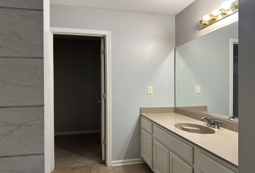 2806 MARYLAND CIR, Memphis, Tennessee 38133, 3 Bedrooms Bedrooms, 5 Rooms Rooms,2 BathroomsBathrooms,Residential,For Sale,MARYLAND,10223412