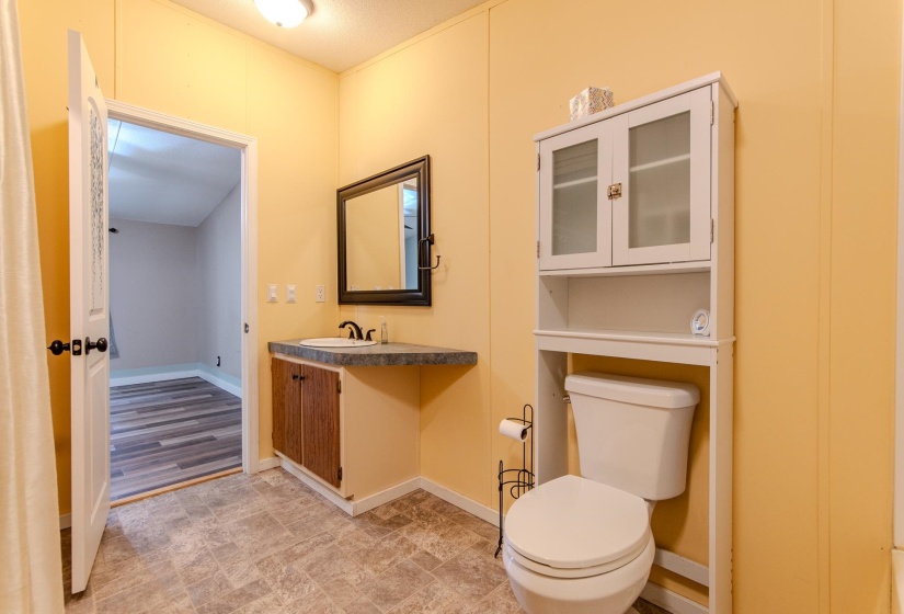 23 OLD FERRY RD, Bath Springs, Tennessee 38311, 3 Bedrooms Bedrooms, 7 Rooms Rooms,2 BathroomsBathrooms,Residential,For Sale,OLD FERRY,10223413