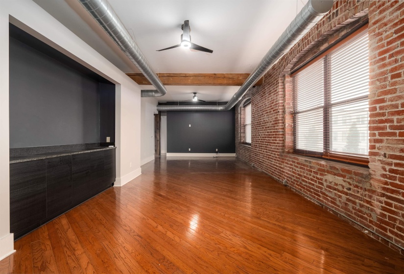 137 G E PATTERSON AVE, Memphis, Tennessee 38103, 2 Bedrooms Bedrooms, 5 Rooms Rooms,2 BathroomsBathrooms,Residential,For Sale,G E PATTERSON,10223424