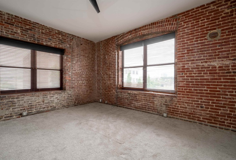 137 G E PATTERSON AVE, Memphis, Tennessee 38103, 2 Bedrooms Bedrooms, 5 Rooms Rooms,2 BathroomsBathrooms,Residential,For Sale,G E PATTERSON,10223424