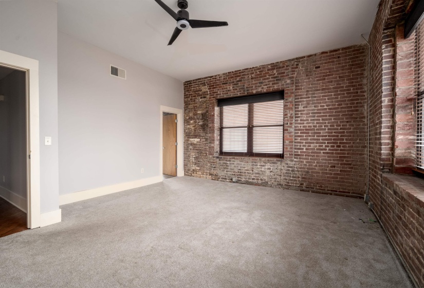137 G E PATTERSON AVE, Memphis, Tennessee 38103, 2 Bedrooms Bedrooms, 5 Rooms Rooms,2 BathroomsBathrooms,Residential,For Sale,G E PATTERSON,10223424