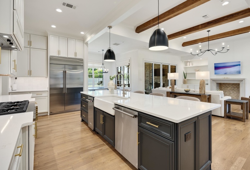 2487 ALLELON BEND LN, Germantown, Tennessee 38138, 5 Bedrooms Bedrooms, 12 Rooms Rooms,4.1 BathroomsBathrooms,Residential,For Sale,ALLELON BEND,10223426