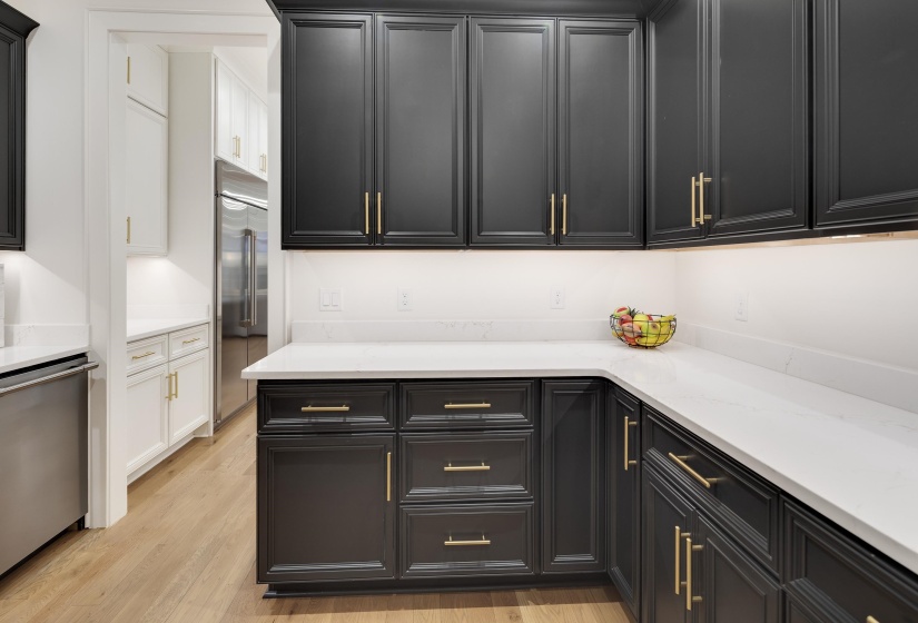 2487 ALLELON BEND LN, Germantown, Tennessee 38138, 5 Bedrooms Bedrooms, 12 Rooms Rooms,4.1 BathroomsBathrooms,Residential,For Sale,ALLELON BEND,10223426