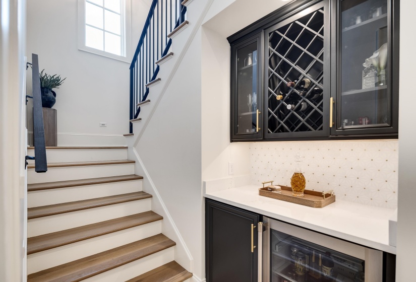 2487 ALLELON BEND LN, Germantown, Tennessee 38138, 5 Bedrooms Bedrooms, 12 Rooms Rooms,4.1 BathroomsBathrooms,Residential,For Sale,ALLELON BEND,10223426