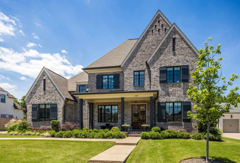 2487 ALLELON BEND LN, Germantown, Tennessee 38138, 5 Bedrooms Bedrooms, 12 Rooms Rooms,4.1 BathroomsBathrooms,Residential,For Sale,ALLELON BEND,10223426