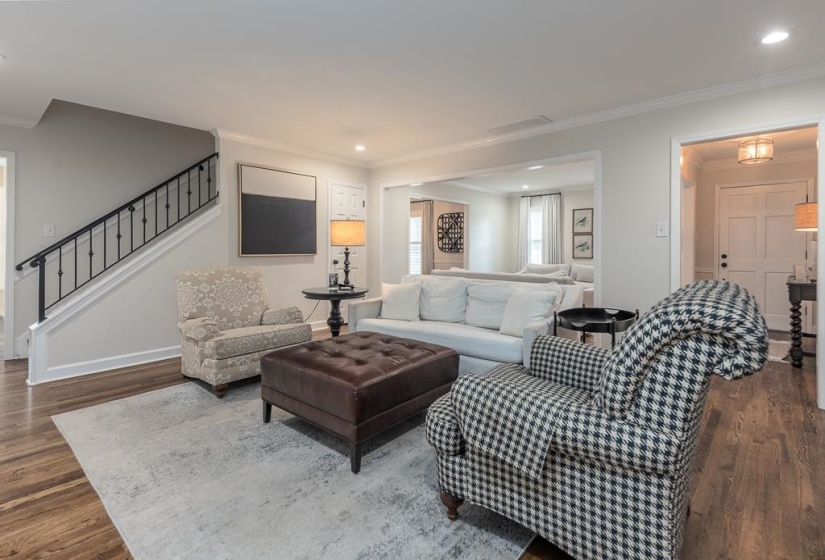 8597 SANDPOINT DR, Germantown, Tennessee 38139, 4 Bedrooms Bedrooms, 8 Rooms Rooms,2 BathroomsBathrooms,Residential,For Sale,SANDPOINT,10223427