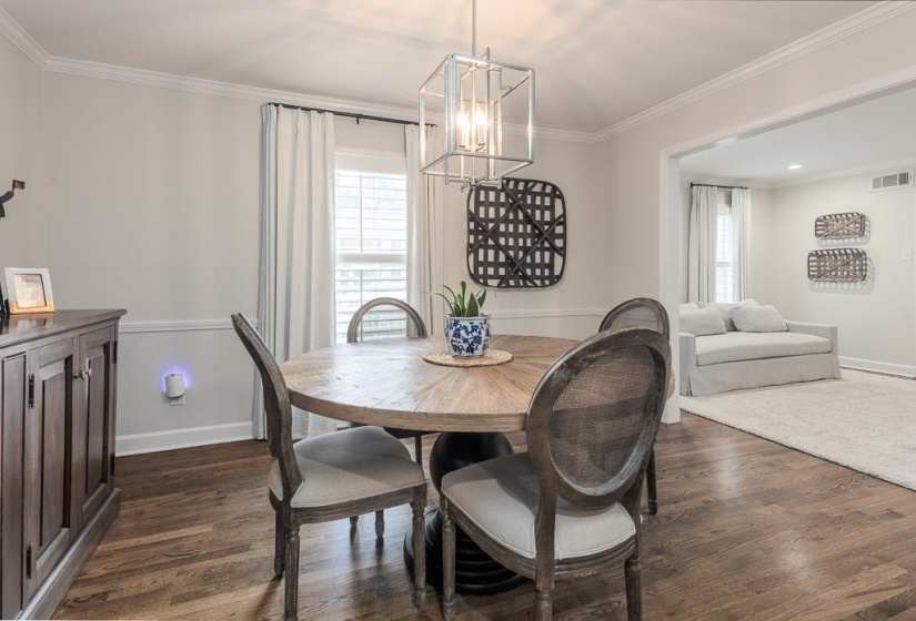 8597 SANDPOINT DR, Germantown, Tennessee 38139, 4 Bedrooms Bedrooms, 8 Rooms Rooms,2 BathroomsBathrooms,Residential,For Sale,SANDPOINT,10223427