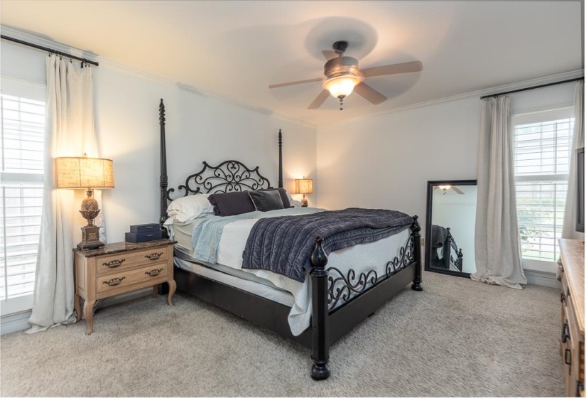 8597 SANDPOINT DR, Germantown, Tennessee 38139, 4 Bedrooms Bedrooms, 8 Rooms Rooms,2 BathroomsBathrooms,Residential,For Sale,SANDPOINT,10223427
