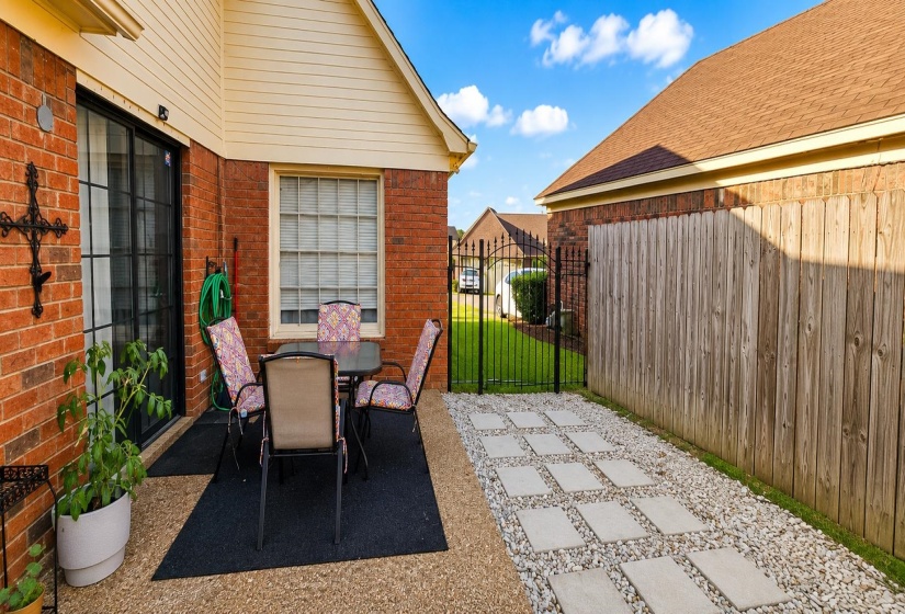 6785 CASTLEGATE CV, Memphis, Tennessee 38141, 3 Bedrooms Bedrooms, 6 Rooms Rooms,2 BathroomsBathrooms,Residential,For Sale,CASTLEGATE,10223431