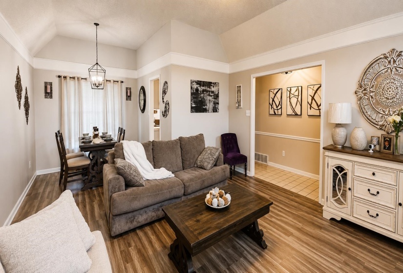 6785 CASTLEGATE CV, Memphis, Tennessee 38141, 3 Bedrooms Bedrooms, 6 Rooms Rooms,2 BathroomsBathrooms,Residential,For Sale,CASTLEGATE,10223431