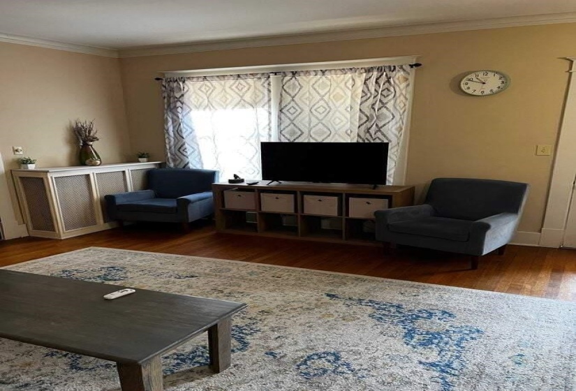 243-245 AVALON AVE, Memphis, Tennessee 38112, 3 Bedrooms Bedrooms, ,2 BathroomsBathrooms,Duplexes,For Sale,AVALON,10223440