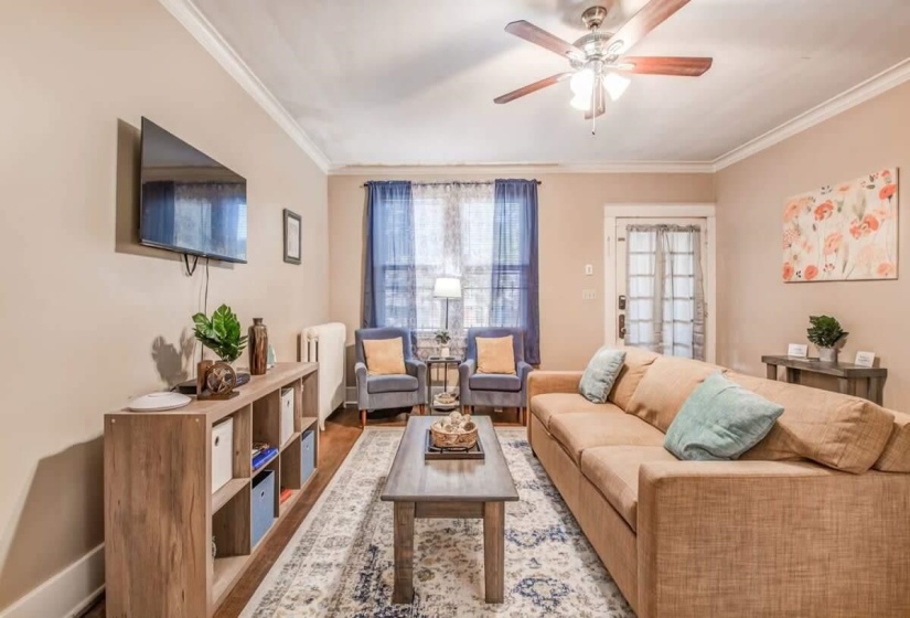243-245 AVALON AVE, Memphis, Tennessee 38112, 3 Bedrooms Bedrooms, ,2 BathroomsBathrooms,Duplexes,For Sale,AVALON,10223440