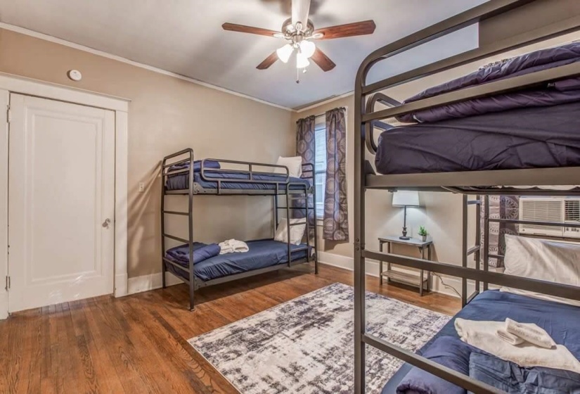 243-245 AVALON AVE, Memphis, Tennessee 38112, 3 Bedrooms Bedrooms, ,2 BathroomsBathrooms,Duplexes,For Sale,AVALON,10223440