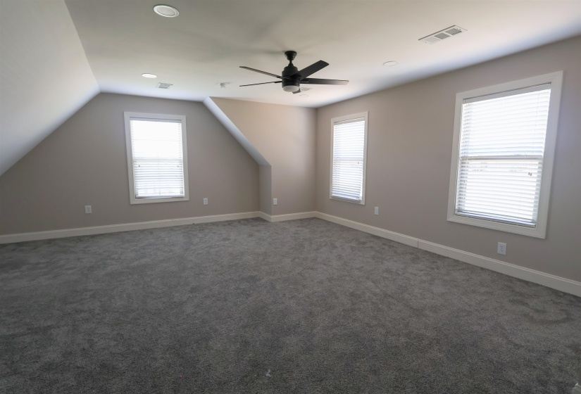 36 LITTLETON WAY, Munford, Tennessee 38058, 5 Bedrooms Bedrooms, 12 Rooms Rooms,3 BathroomsBathrooms,Rental Properties,For Sale,LITTLETON,10223435