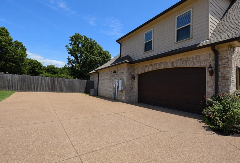 36 LITTLETON WAY, Munford, Tennessee 38058, 5 Bedrooms Bedrooms, 12 Rooms Rooms,3 BathroomsBathrooms,Rental Properties,For Sale,LITTLETON,10223435