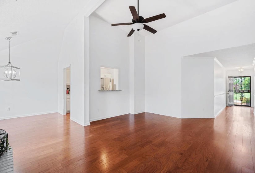 1179 SCARLET TANAGER LN, Collierville, Tennessee 38017, 3 Bedrooms Bedrooms, 5 Rooms Rooms,2 BathroomsBathrooms,Rental Properties,For Sale,SCARLET TANAGER,10223443