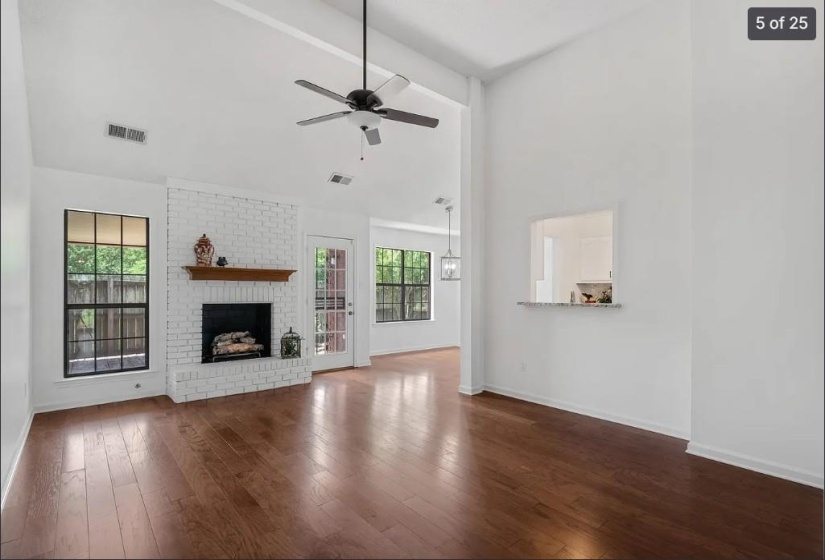 1179 SCARLET TANAGER LN, Collierville, Tennessee 38017, 3 Bedrooms Bedrooms, 5 Rooms Rooms,2 BathroomsBathrooms,Rental Properties,For Sale,SCARLET TANAGER,10223443