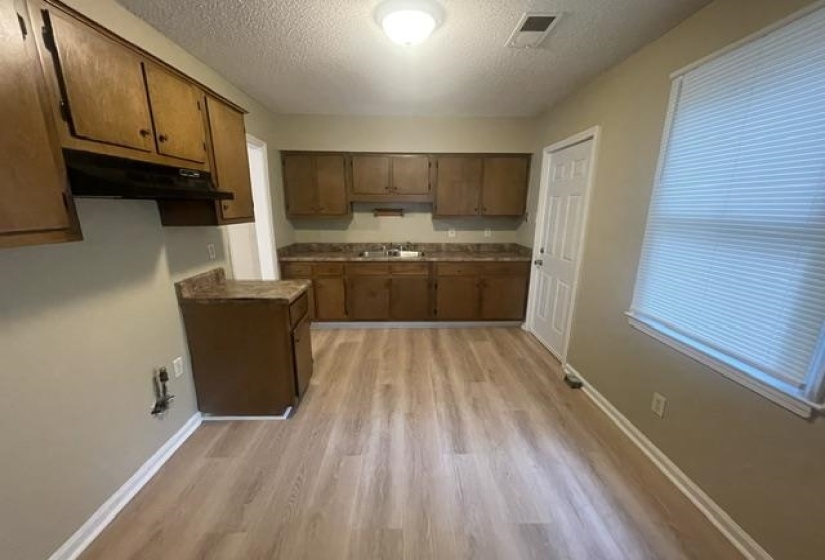 3507 KIMBALL AVE, Memphis, Tennessee 38111-5106, 3 Bedrooms Bedrooms, 6 Rooms Rooms,1 BathroomBathrooms,Rental Properties,For Sale,KIMBALL,10223449