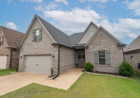 7772 PARKRIDGE DR, Southaven, Mississippi 38671, 4 Bedrooms Bedrooms, 7 Rooms Rooms,3 BathroomsBathrooms,Residential,For Sale,PARKRIDGE,10223442