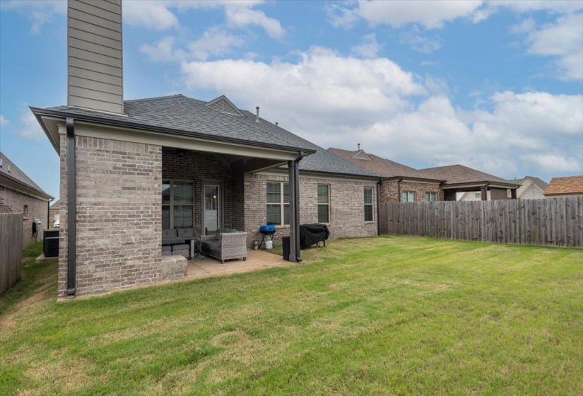 7772 PARKRIDGE DR, Southaven, Mississippi 38671, 4 Bedrooms Bedrooms, 7 Rooms Rooms,3 BathroomsBathrooms,Residential,For Sale,PARKRIDGE,10223442