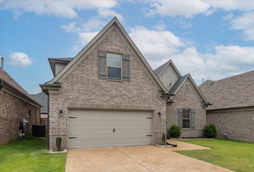 7772 PARKRIDGE DR, Southaven, Mississippi 38671, 4 Bedrooms Bedrooms, 7 Rooms Rooms,3 BathroomsBathrooms,Residential,For Sale,PARKRIDGE,10223442