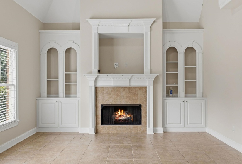 842 SHADOW WALK LN, Collierville, Tennessee 38017, 5 Bedroom Bedrooms, 9 Room Rooms,4.1 BathroomBathrooms,Residential,For Sale,SHADOW WALK,0,10223446