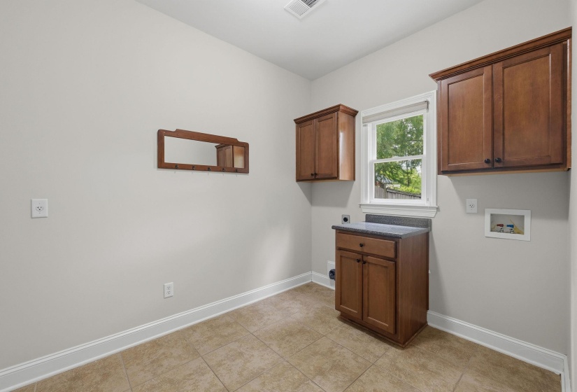 842 SHADOW WALK LN, Collierville, Tennessee 38017, 5 Bedroom Bedrooms, 9 Room Rooms,4.1 BathroomBathrooms,Residential,For Sale,SHADOW WALK,0,10223446