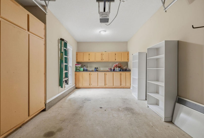 842 SHADOW WALK LN, Collierville, Tennessee 38017, 5 Bedroom Bedrooms, 9 Room Rooms,4.1 BathroomBathrooms,Residential,For Sale,SHADOW WALK,0,10223446