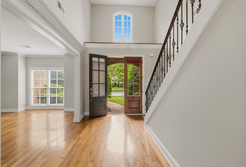 842 SHADOW WALK LN, Collierville, Tennessee 38017, 5 Bedroom Bedrooms, 9 Room Rooms,4.1 BathroomBathrooms,Residential,For Sale,SHADOW WALK,0,10223446